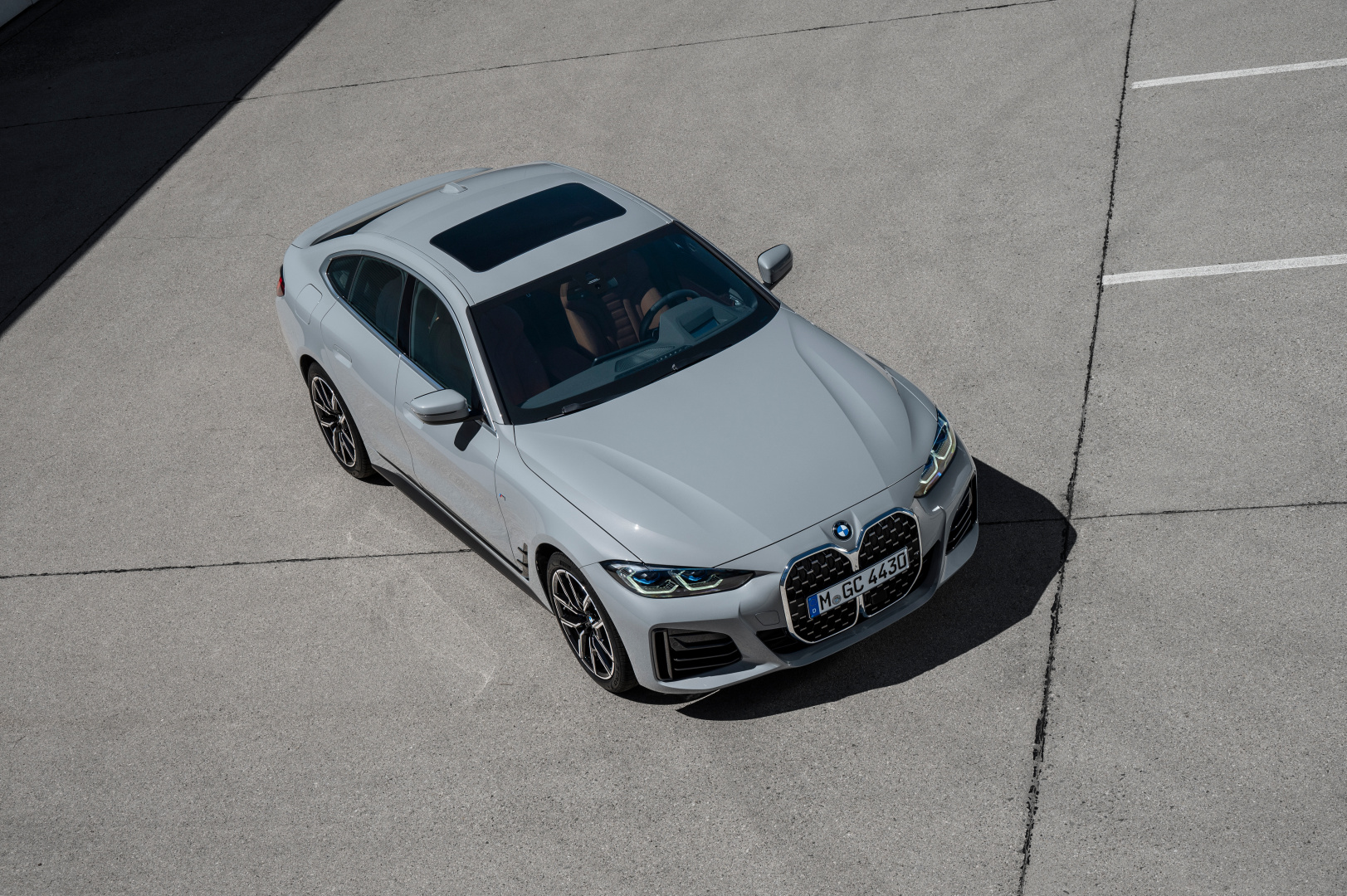 SMALL_P90424601_highRes_the-all-new-bmw-430i
